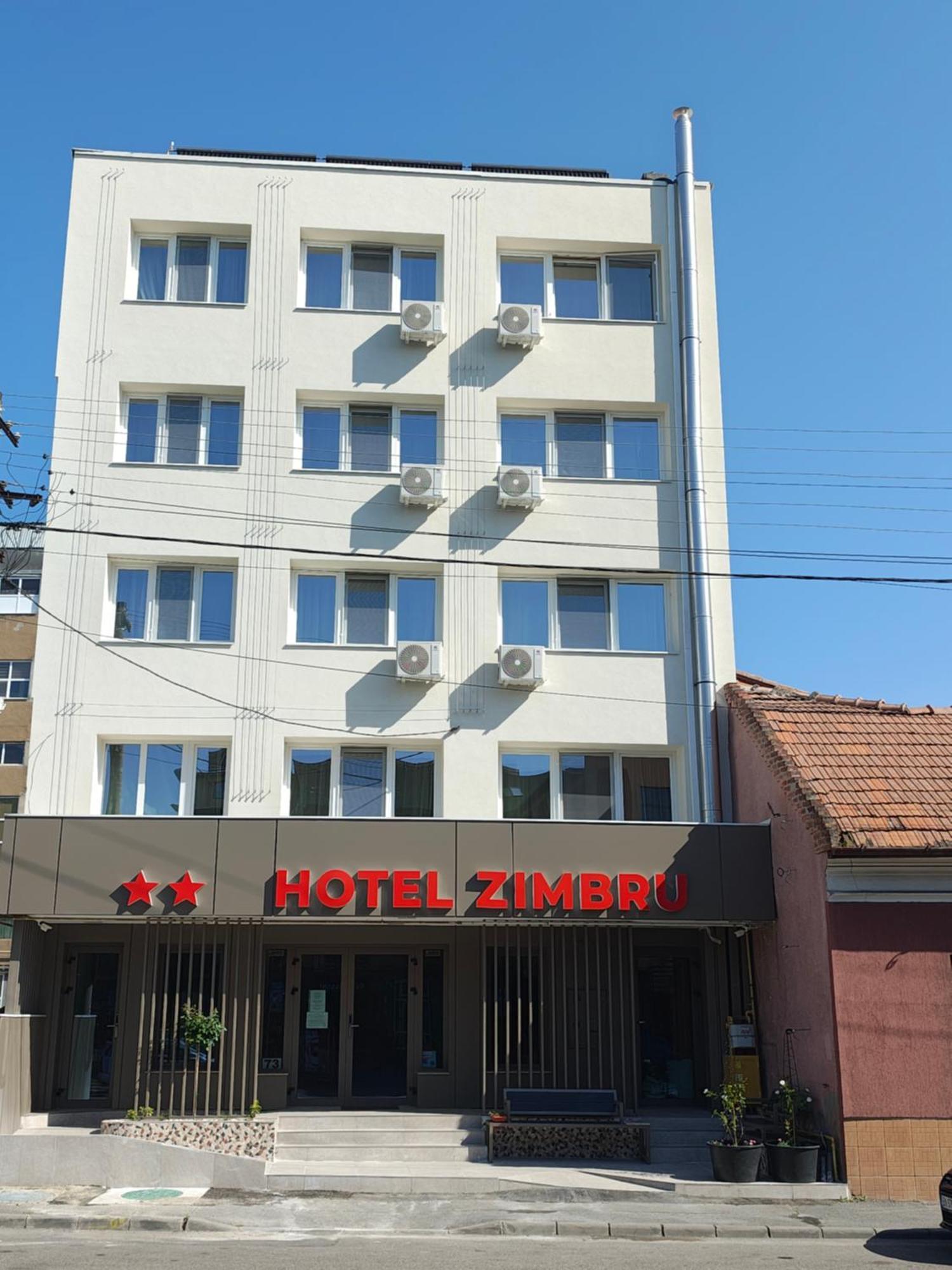 Hotel Zimbru Cluj Napoca Bagian luar foto